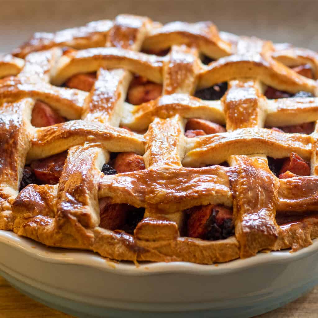 freshly baked apple and blackberry pie