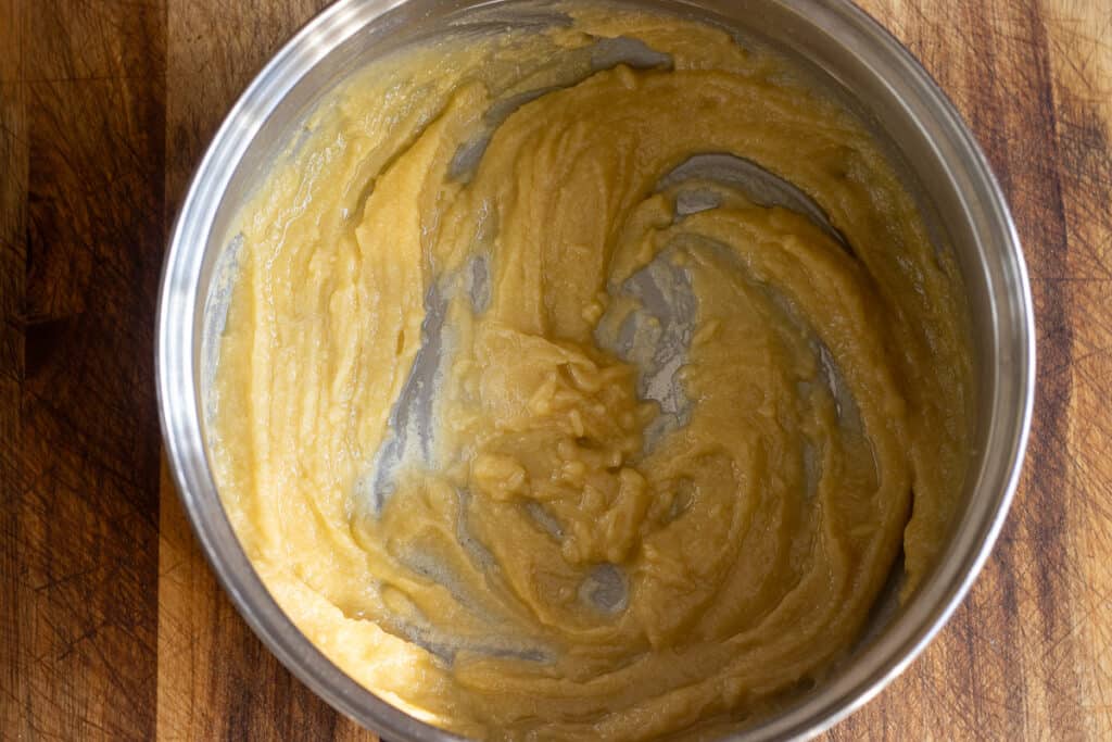 The flour added to the melted butter.