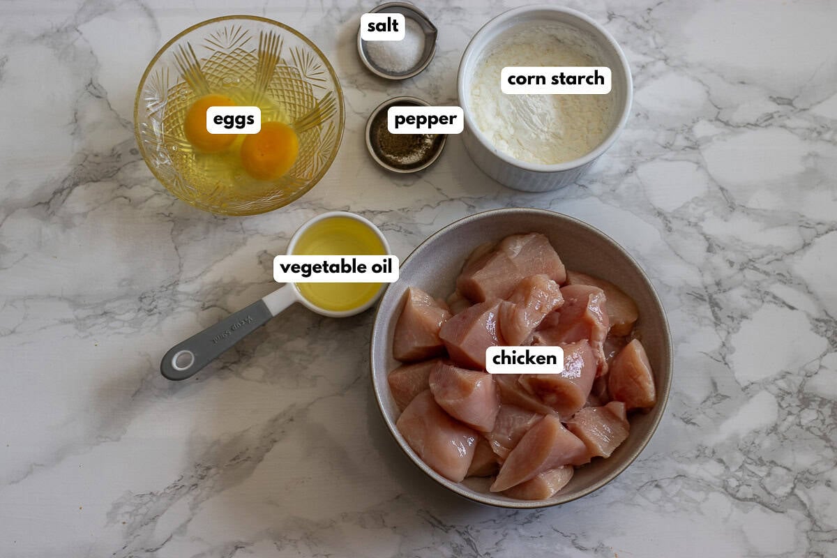 Labelled ingredients for the crispy chicken pieces.