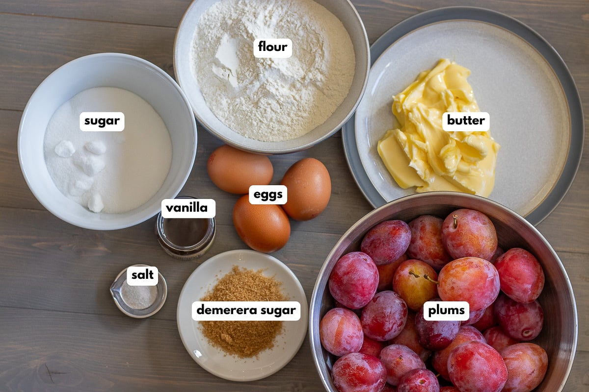 Labelled ingredients for the recipe.